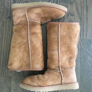 UGG Classic Tall Boot size 6